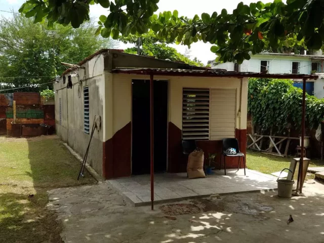 Foto en Casa de 1 cuarto y 1 baño por $ 6.000