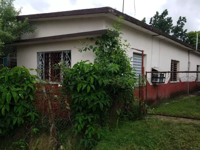 Foto en Casa de 4 cuartos y 1 baño por $ 15.000