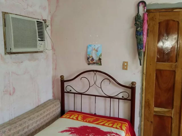 Foto en Casa de 1 cuarto y 1 baño por $ 9.000