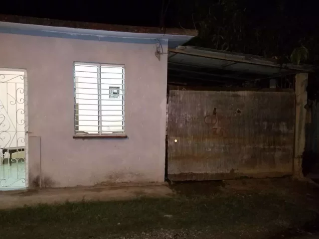 Foto en Casa de 1 cuarto y 1 baño por $ 16.000