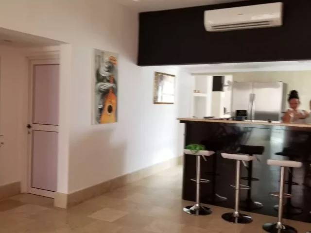 Foto en Casa de 4 cuartos y 4 baños por $ 250.000