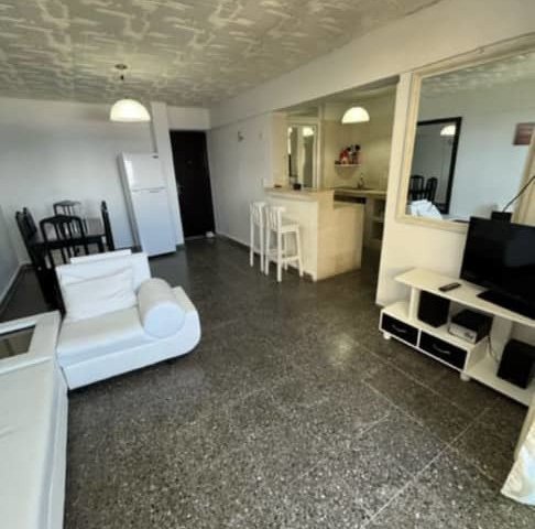 Picture on Apartamento de  3 cuartos, 1 baño y 1 garaje por $ 70.000 en La Habana