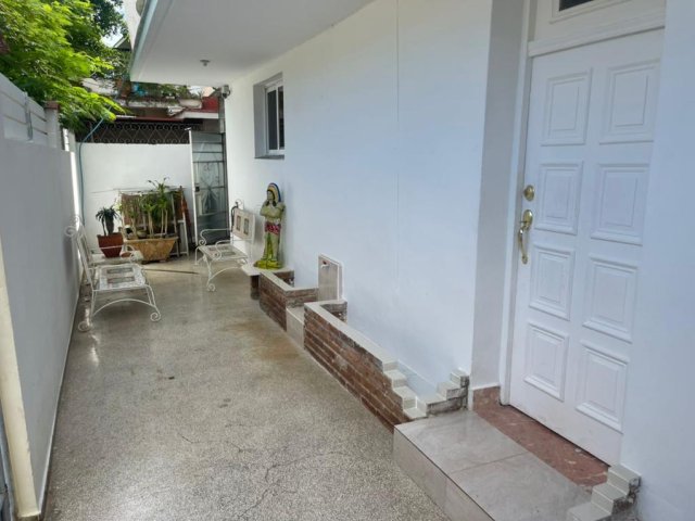 Picture on Casa de  2 cuartos, 2 baños y 1 garaje por $ 75.000 en Cienfuegos