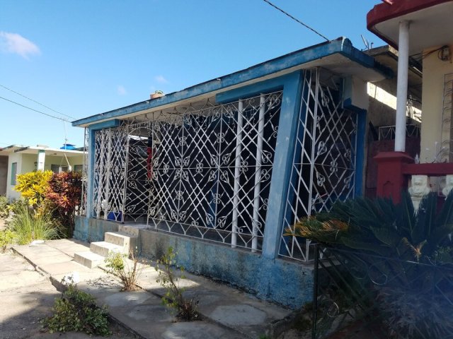 Picture on Casa de  3 cuartos y 1 baño por $ 30.000 en Cienfuegos