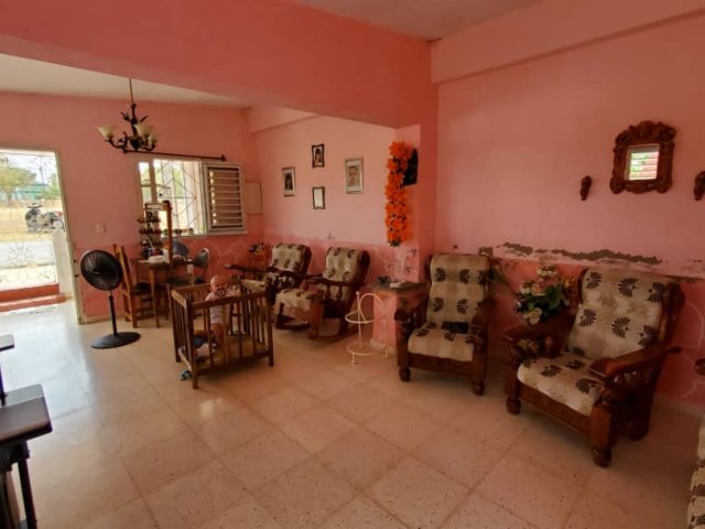 Picture on Casa de  3 cuartos y 2 baños por $ 60.000 en Cienfuegos