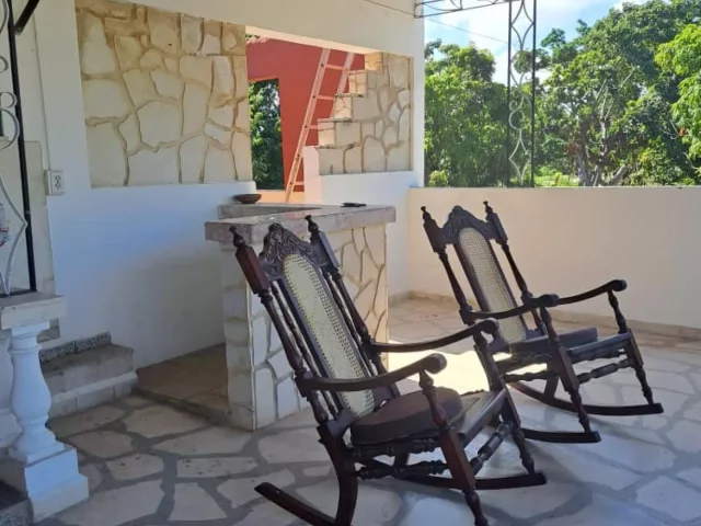 Foto en Se vende esta espaciosa casa en Santa Fé, Playa. 6 cuartos y 6 baños por $90000