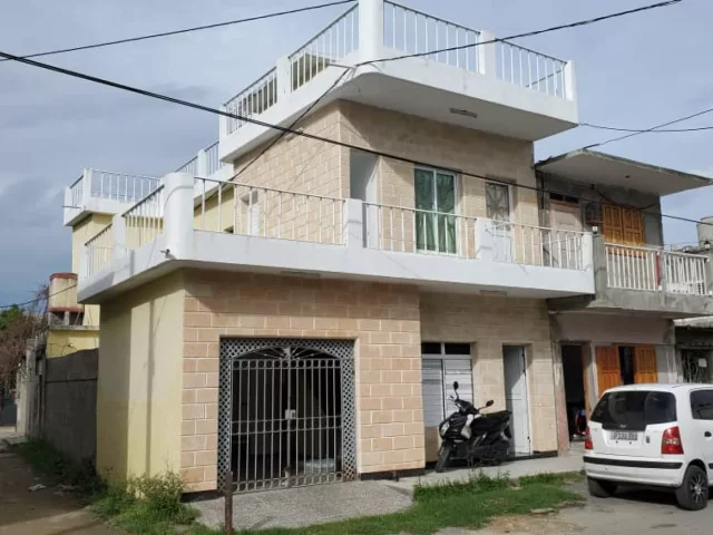 Foto en Casa de  3 cuartos, 3 baños y 1 garaje por $ 85.000 en Cienfuegos